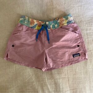 Girl’s Patagonia Pink Shorts M10